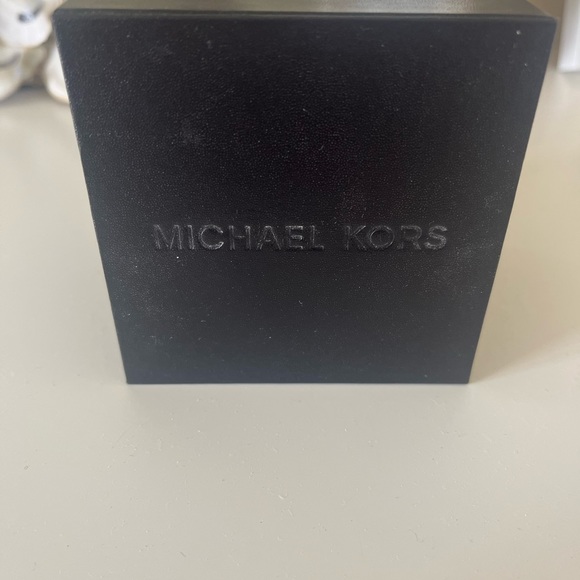 Micheal Kors two-tone gold watch. Received as a gift and never worn. - Picture 3 of 6